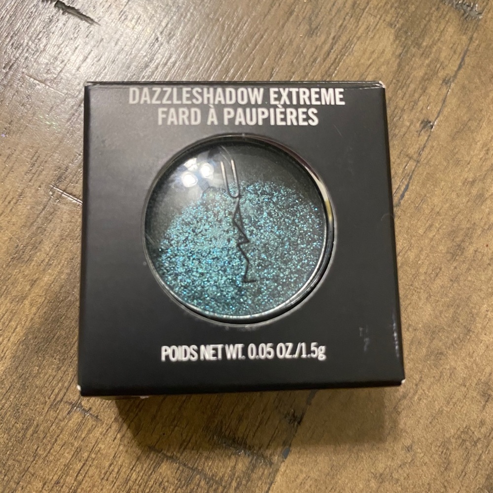 MAC Dazzleshadow Extreme